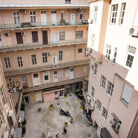 Atomic 1 Apartment Beograd Bagian luar foto